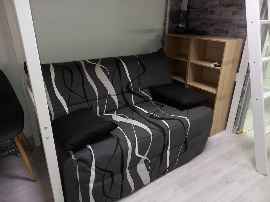 Charmant Studio Centre De 2eme Etage Appartement