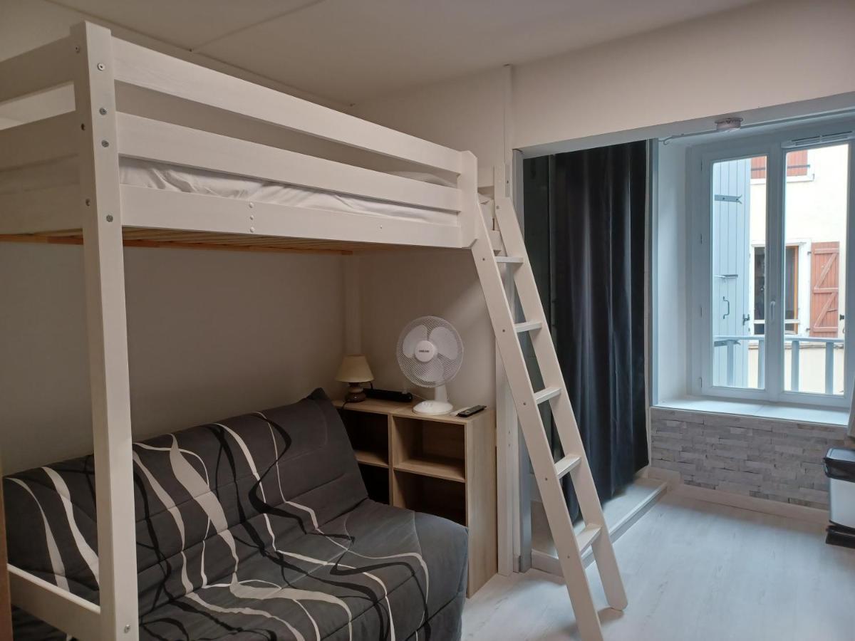 Apartment Charmant Studio Centre De 2eme Etage *
